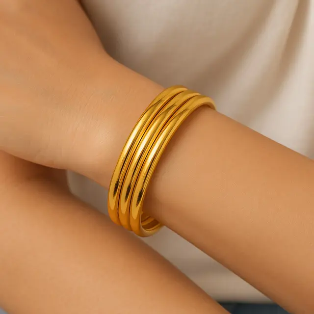 Model Gelang Emas Bangle 50 Gram 22 Karat Favorit Ibu Sosialita di 2025