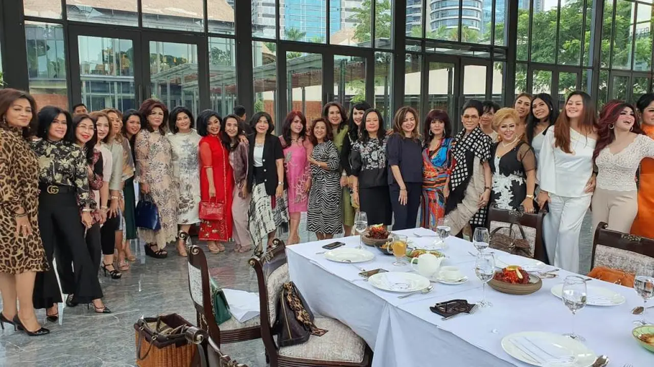Peran Kuat Para Wanita Tegar Benteng Pertahanan Pandemi Covid-19