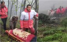 FOTO: Momen Tim SAR Menembus Kabut Hutan Pegunungan Evakuasi Jenazah Presiden Iran Ebrahim Raisi