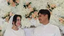 Lamaran romantis ini pun mendapat banyak komentar hangat dari netizen. Banyak yang memuji kedekatan Arifin dengan Zayn dan berharap rumah tangga mereka langgeng. Perjalanan cinta Yasmine akhirnya menemukan babak baru yang lebih bahagia, dengan keluarga kecil yang semakin lengkap.  (Liputan6.com/IG/@yxsmine.ow)