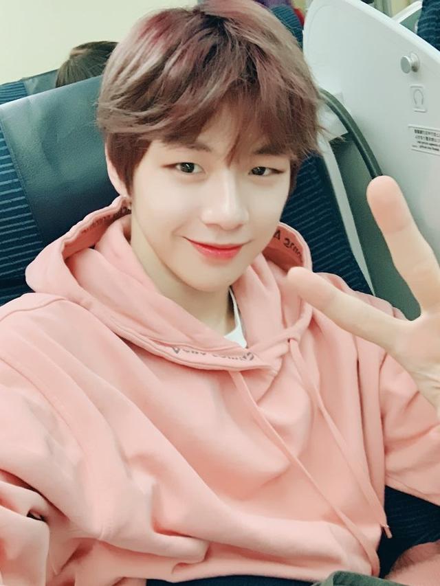 Kang Daniel (Instagram/ thisisdaniel_k - https://www.instagram.com/p/BsICA-1A5uZ/)