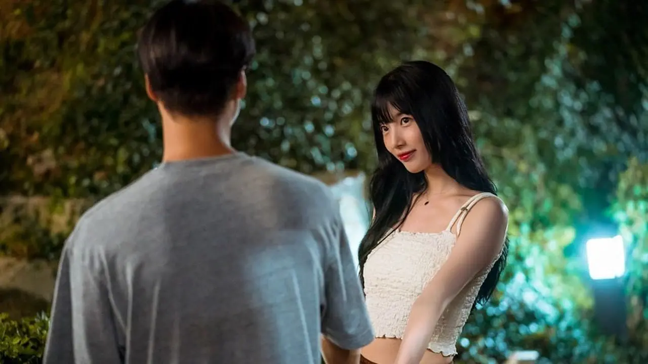Bae Suzy di k-drama Doona