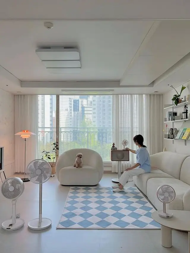 Ruang Tamu Ala Korea dengan Sentuhan Pattern