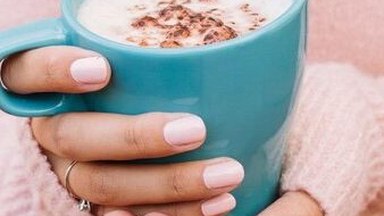 engan memilih minuman pengganti kopi yang sesuai, Anda dapat tetap menjaga kesehatan tubuh tanpa harus mengorbankan kenikmatan minum.