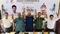 Ketua Pantia Pelaksana Kejuaran Dunia Wushu XIII/2015 IGK Manila (tengah) hadir dalam press conference di Senayan, Jakarta, Rabu (5/11/2015). sekitar 904 atlet dan Official dari 73 negara hadir pada event yang diadakan pada tanggal 13-18 November 2015. (B