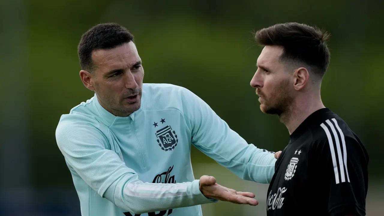 Latihan Lionel Messi Cs Jelang Hadapi Uruguay