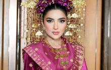 Pesona Elegan Ashanty dalam Balutan Busana Adat Palembang yang Mewah