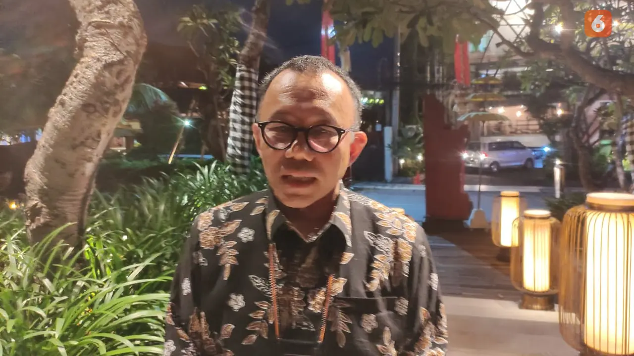 Sekretaris Direktorat Jenderal Kemendikbudristek Fitra Arda saat menjamu para degelasi ASEAN di Kuta Bali