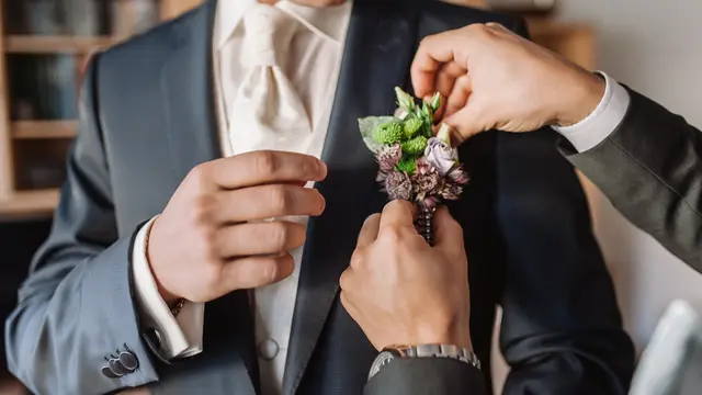 Ilustrasi pengantin pria