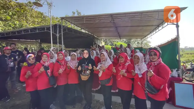 Gowes 12 KM Cara Bupati Sukoharjo Peringari Hari Jamu Nasional