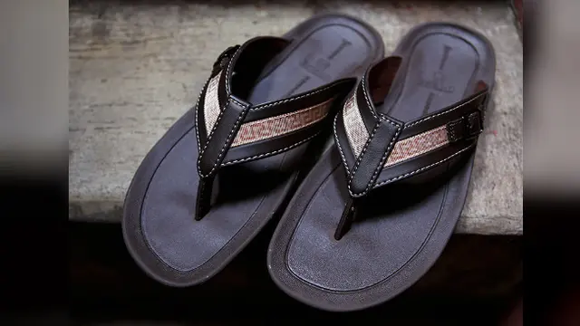 Ini deretan sandal favorit anak laki-laki generasi 90-an yang sudah mulai langka.