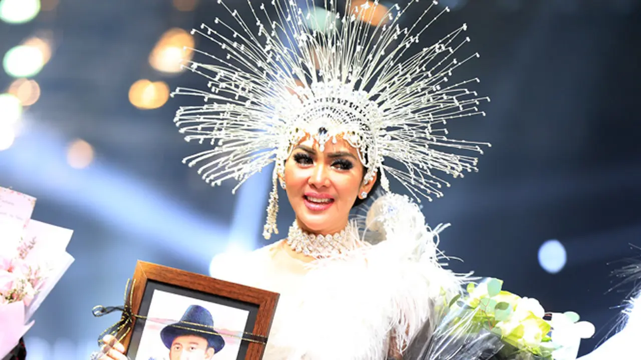 [Bintang] Syahrini