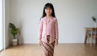 Setelan Kebaya Anak untuk Kondangan, Bikin Gaya Si Kecil Makin Anggun