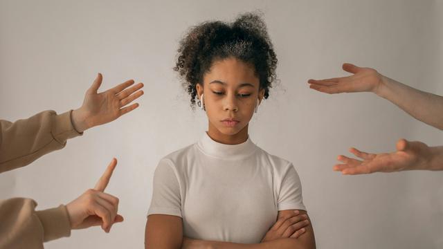 Ilustrasi anak dimarahi orang tua