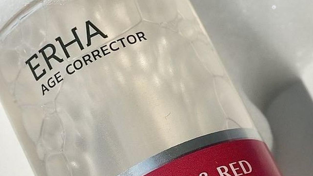 9. Age Corrector Facial Wash<br>