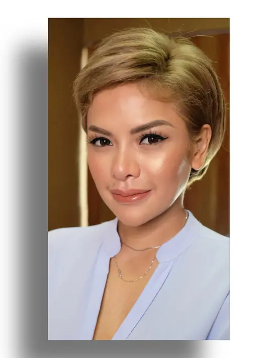 Menurut pengakuan Nikita, sang kekasih, Dipo Latief menyarankan dirinya untuk masuk ke dunia perkuliahan. Berencana mengambil jalur hukum, ternyata ini alasan Nikita Mirzani. (Instagram/nikitamirzanimawardi_17)