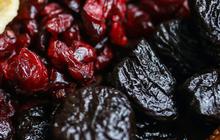 7 Buah Kering yang Cocok untuk Diet, Camilan Sehat untuk Turunkan Berat Badan