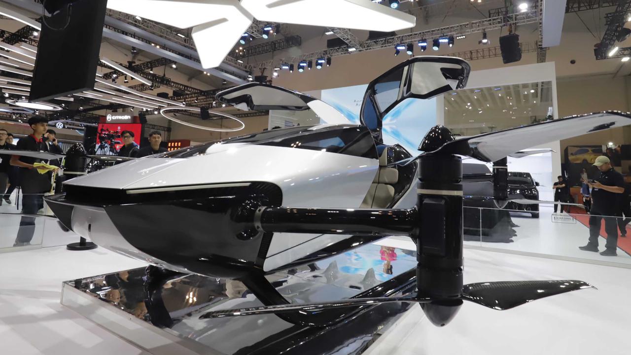 FOTO: GIIAS 2025 Dibuka Besok,  Hadirkan 40 Kendaraan Model Baru