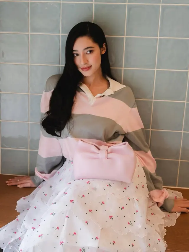 Adu OOTD Luna Maya hingga Irene Red Velvet yang Jinjing Dior Bow Bag untuk Tampilan Kasual