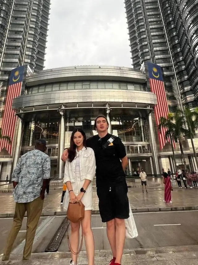 Christ Laurent Bulan Madu