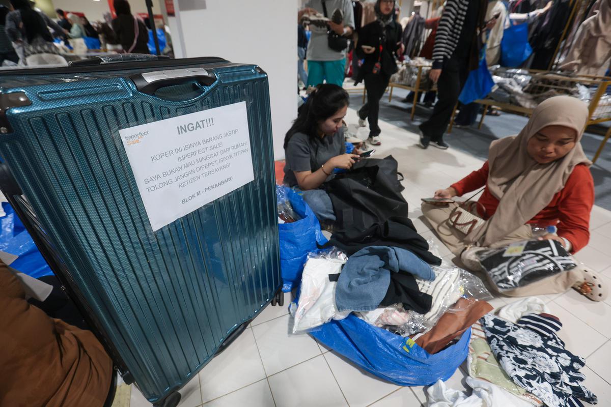 Satu Jam Berburu Diskon di Imperfect Sale