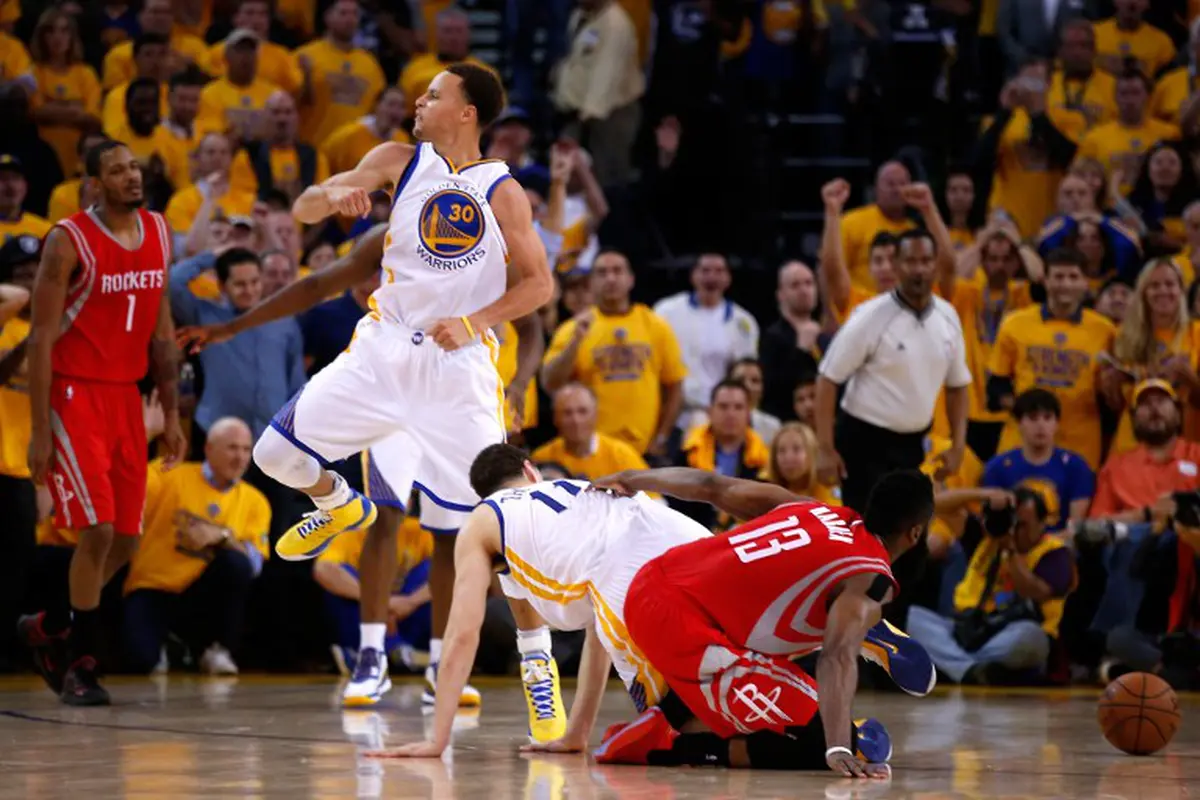 Rockets vs Warriors (AFP)