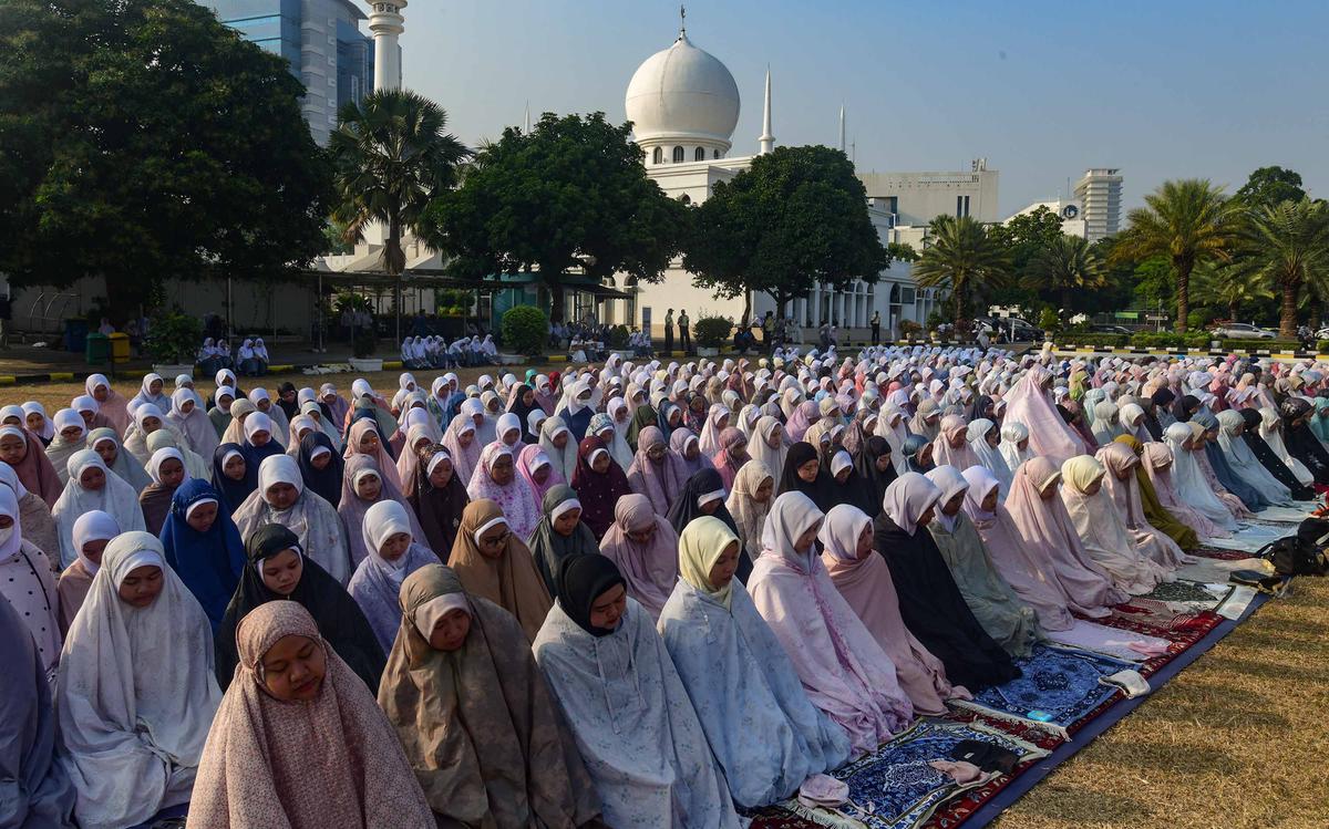 Shalat Istisqa Digelar di Al Azhar di Tengah Kemarau Panjang