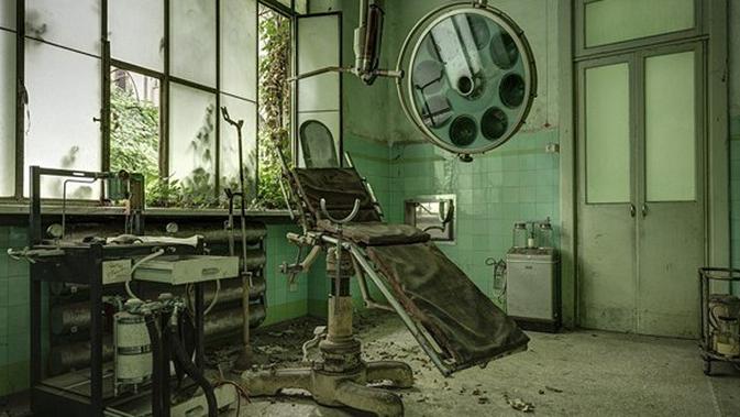 Kamis Seram: Foto Horor Rumah Sakit Jiwa Yang Sudah Tua ...