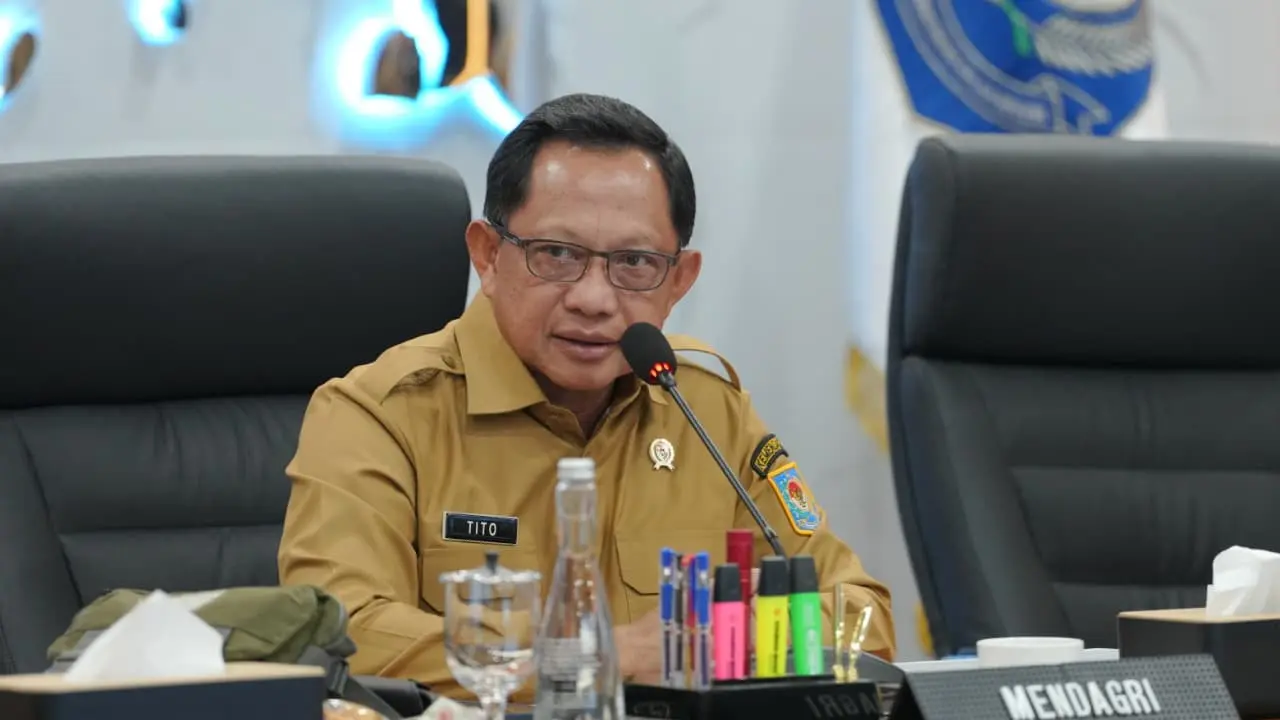 Menteri Dalam Negeri (Mendagri) Muhammad Tito Karnavian memimpin Rapat Koordinasi (Rakor) bersama pemerintah daerah (Pemda) terdampak bencana di Nusa Tenggara Timur (NTT), Selasa (8/9/2026) (Istimewa)
