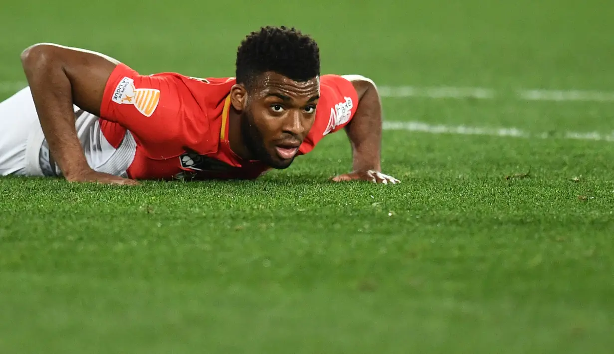 Thomas Lemar. Gelandang serang Prancis berusia 26 tahun yang kini bermain bersama Atletico Madrid sejak awal musim 2018/2019 lalu, pernah berseragam AS Monaco selama 3 musim mulai 2015/2016 hingga 2017/2018 usai didatangkan dari sesama kub Prancis SM Caen. Ia total tampil dalam 127 laga di semua ajang dengan torehan 22 gol dan 33 assist. Atletico Madrid pun merekrutnya pada awal musim 2018/2019 dengan nilai transfer 72 juta euro atau setara Rp1,11 triliun. Bersama Atletico Madrid hingga kini ia telah tampil dalam total 143 laga di semua ajang dengan torehan 9 gol dan 17 assist. (AFP/Franck Fife)