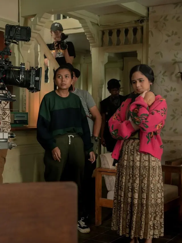 Gadis Kretek menorehkan prestasi gemilang di ajang Seoul International Drama Awards 2024 (Instagram/@tissabiani)