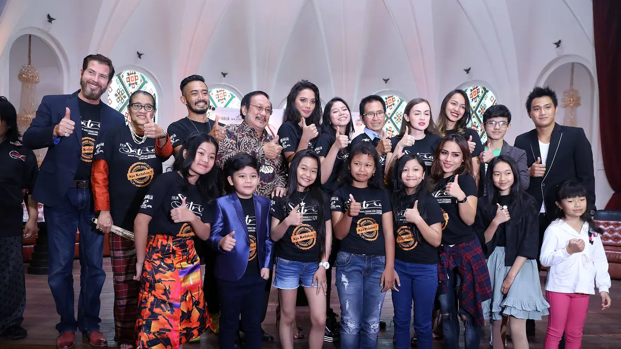 [Bintang] Syukuran film Satria
