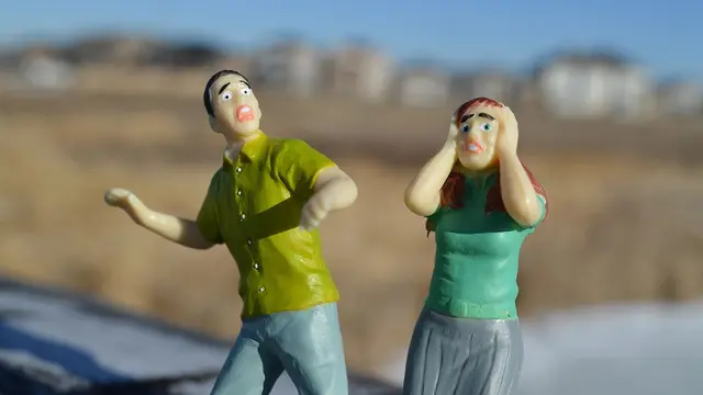 Trik Mudah Memotret Action Figure