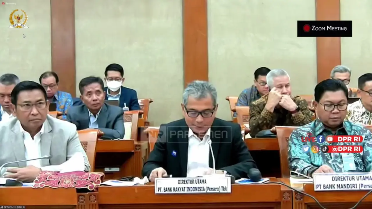 Direktur Utama BRI Sunarso dalam Rapat Dengar Pendapat dengan Komisi VI DPR RI, Selasa (28/3/2023).