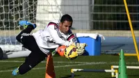 Keylor Navas Warisi Nomor Punggung Iker Casillas
