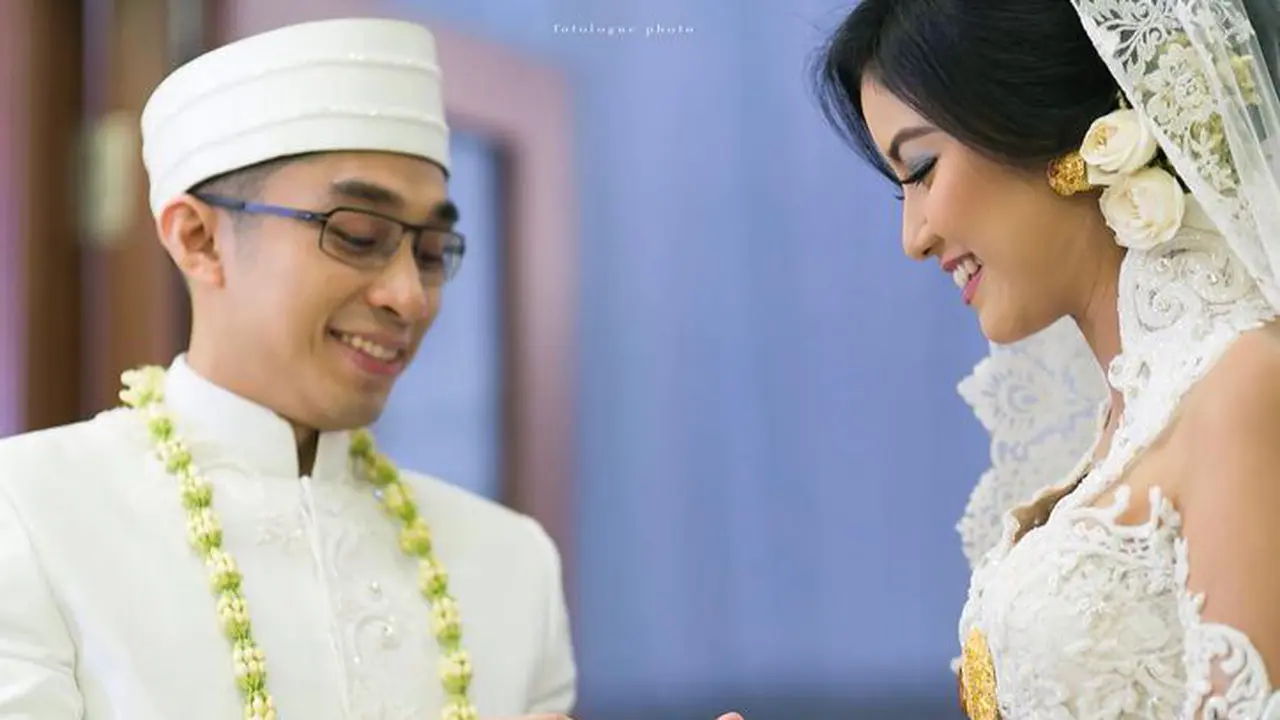 [Bintang] Zivanna Letisha resmi menikah dengan Haries Argareza