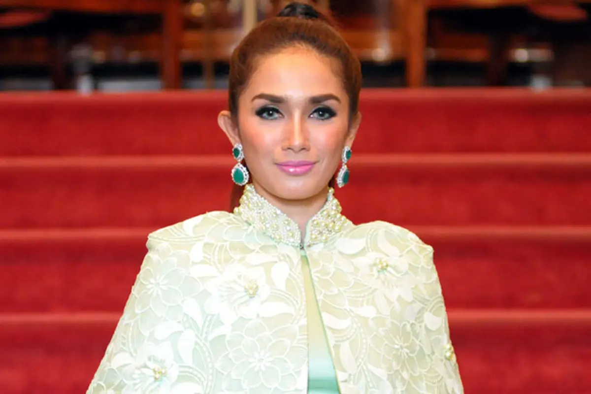 Ussy Sulistyawati