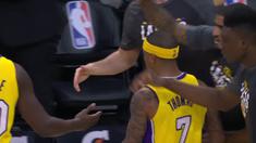 Berita video game recap NBA 2017-2018 antara LA Lakers melawan San Antonio Spurs dengan skor 116-112.