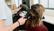 Ilustrasi salon disabilitas.Photo by Adam Winger on Unsplash