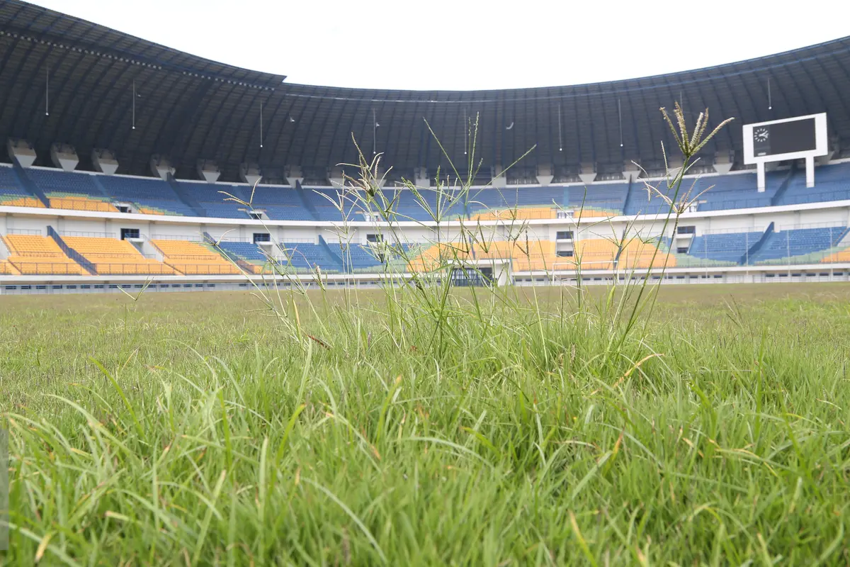 Penyidik Direktorat Tipidkor Polri dan Tim Ahli Lakukan Cek Fisik Stadion Gedebage