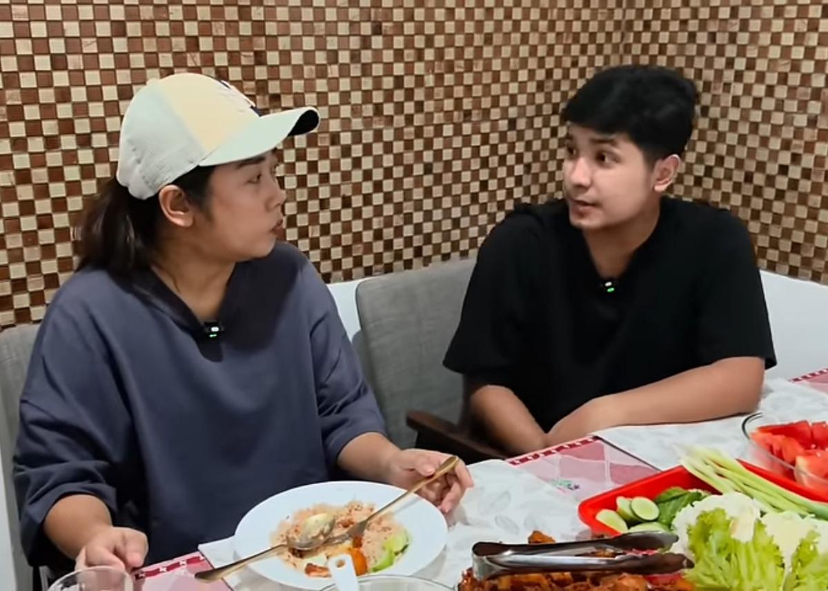 Soimah Begitu Lahap Makan Khas Masakan Thailand di Rumah Jirayut 'Enak Nih'