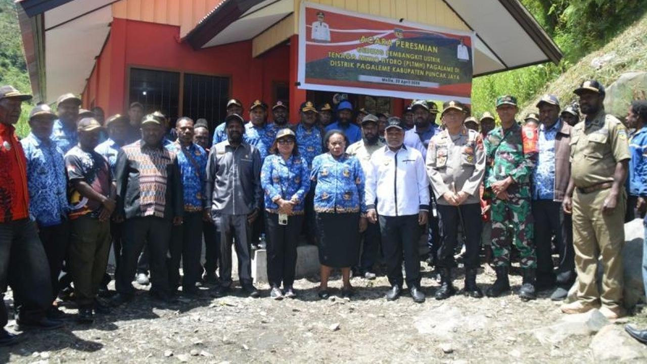 Puncak Jaya Terangi Wilayah Terpencil dengan PLTMH Pagaleme, Solusi Listrik Berkelanjutan