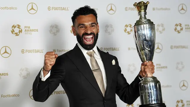 Foto: Rekor Gila Mohamed Salah setelah Sabet PFA Player of The Year yang Ketiga