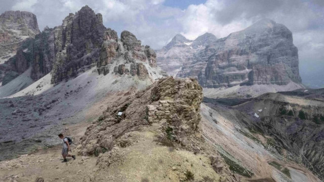 Mengunjungi Dolomite, pegunungan terindah di dunia versi UNESCO
