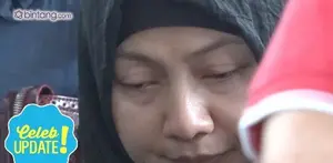 Suami dari Iga Mawarni, Charles Rubiyan Arifin meninggal pada Kamis (17/11/2016). Sang adik, Mahesa pun menyampaikan kronologi kepergian kakaknya.