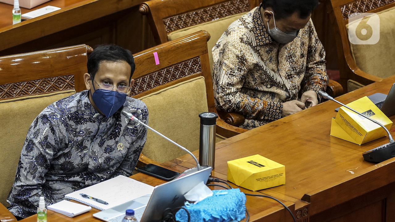 FOTO: Mendikbud - DPR Evaluasi Belajar dari Rumah hingga Kesiapan Rekrutmen Guru Honorer