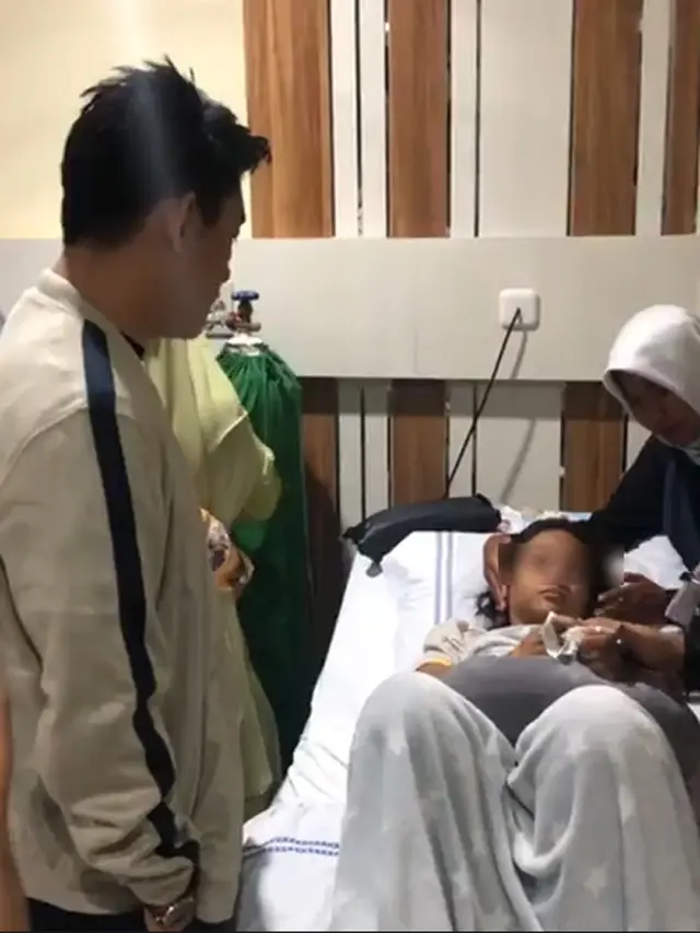 [Fimela] Ivan Seventeen jenguk Audrey