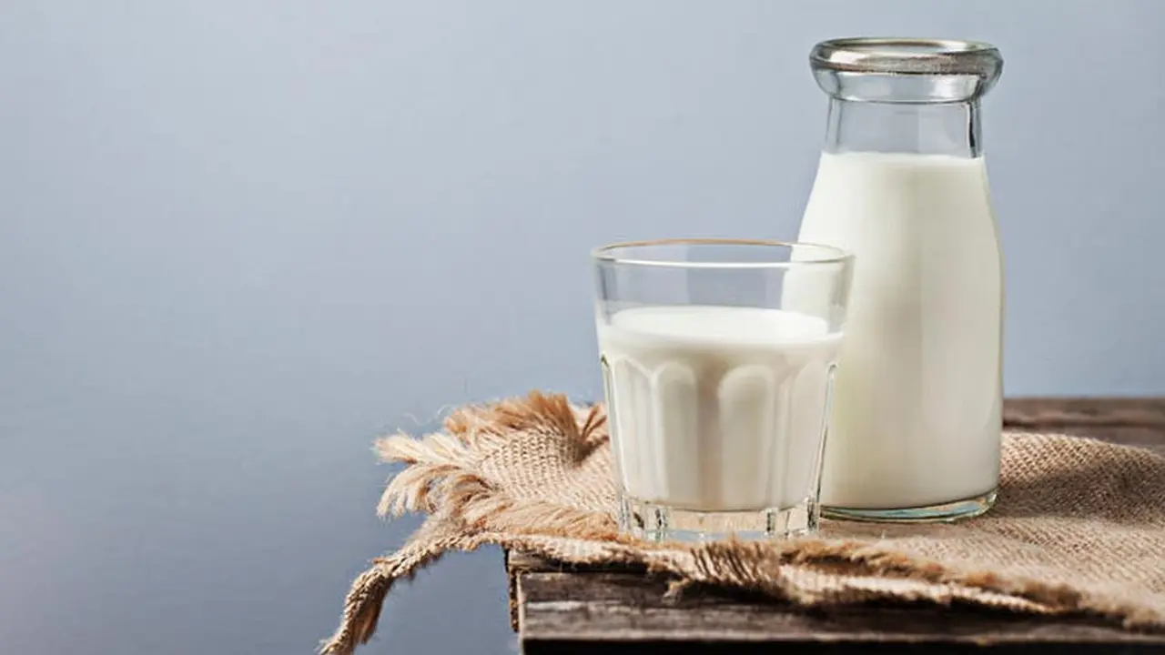Inilah 4 Efek Samping Minum Susu