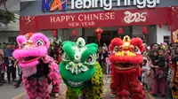 Barongsai Meriahkan Tahun Baru Imlek di Stasiun Tebing Tinggi, Warga dan Penumpang Ramai-ramai Nonton