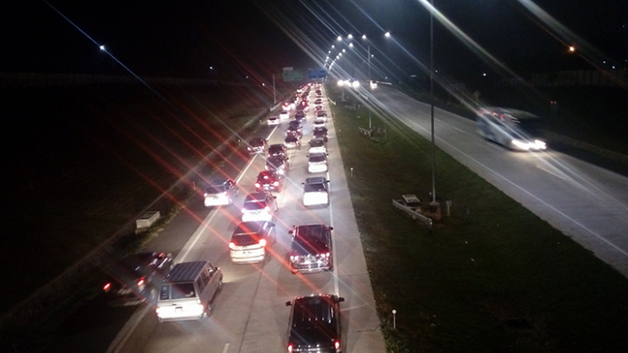 Kemacetan Tol Cikampek